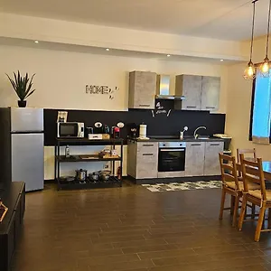 https://ak-homes-a-due-passi-da-orio.it-lombardy.com